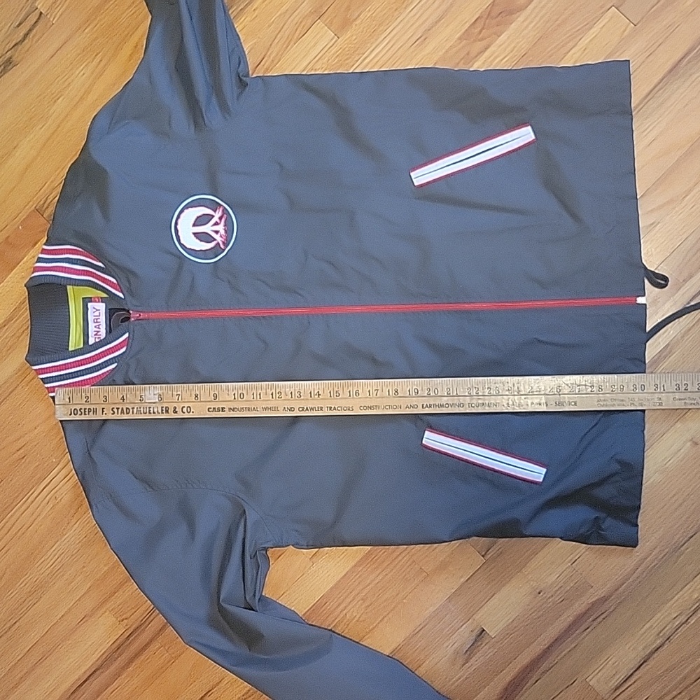 Gnarly Jacket Large Excellent Condition - Picture 9 of 9
